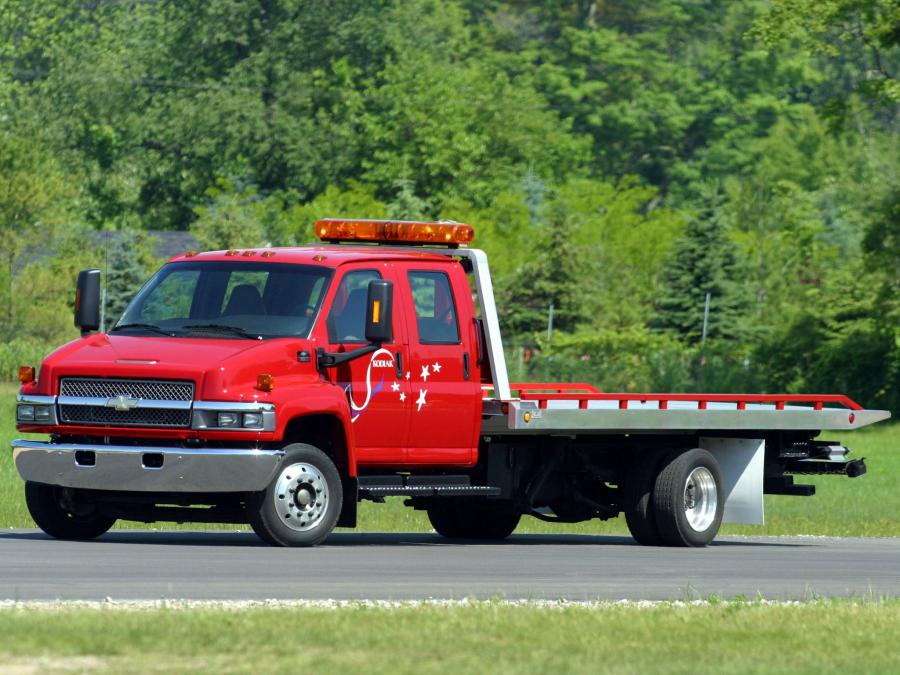  Chevrolet Kodiak C5500 Crew Cab Tow Truck 2004 года  (фото 1 из 3)